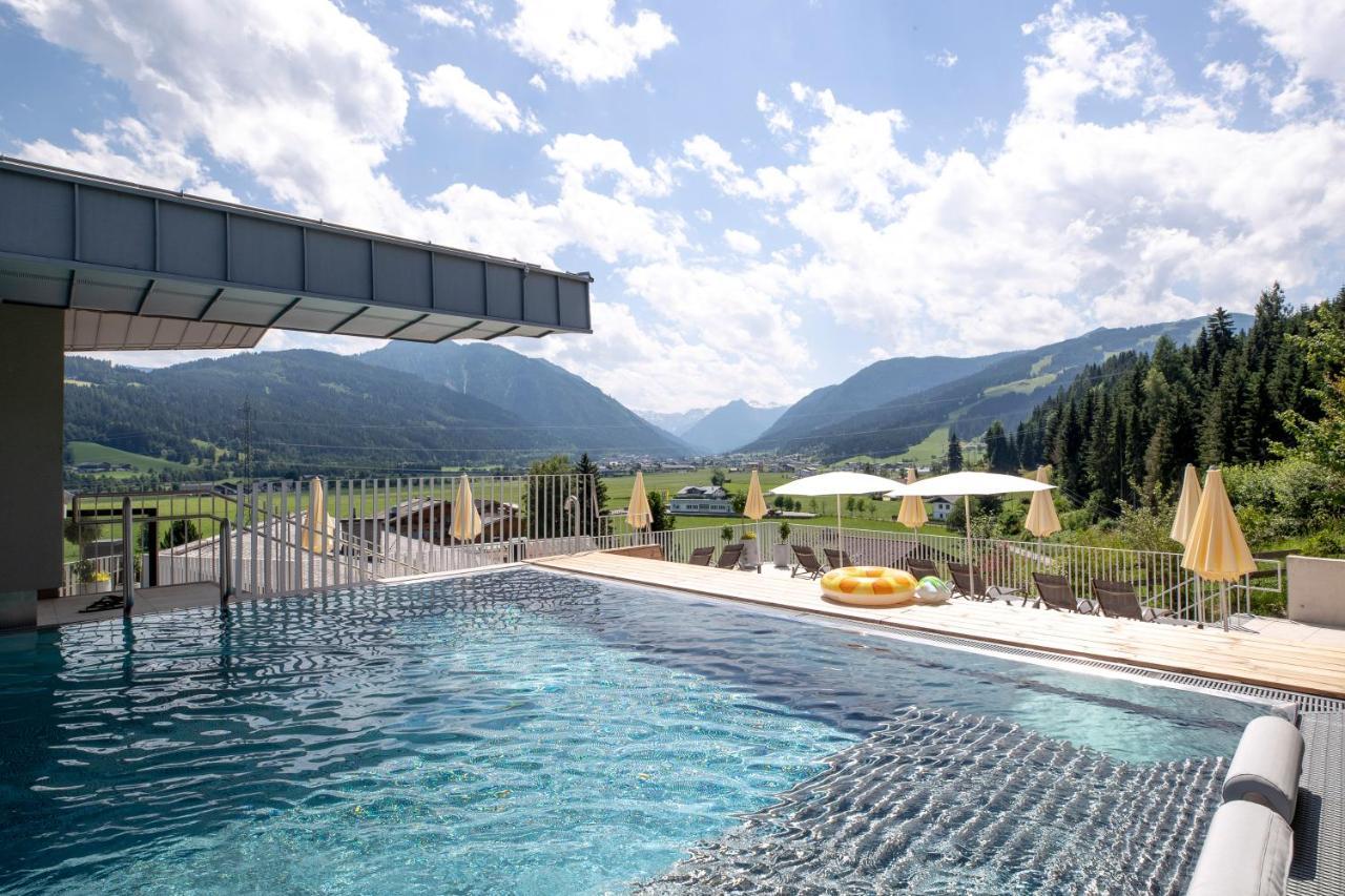 Familienhotel Felsenhof Flachau Exterior photo